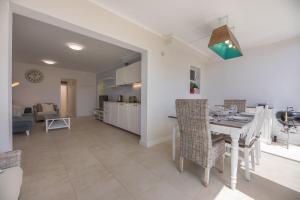 ampio luminoso 3 camere 3 bagni giardino quiete Wi-Fi