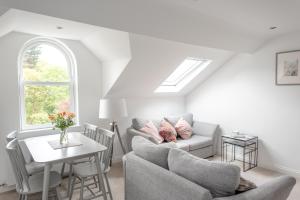 Arch View - 10 mins from Whitby beach