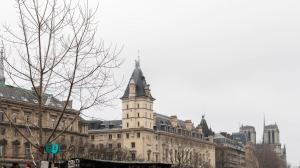 3-bedroom apartment Quai des Grands Augustins