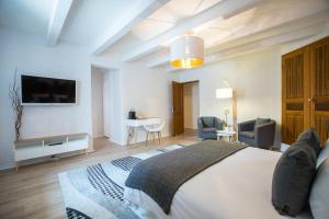 B&B / Chambres d'hotes La Bastide des Bourguets Adults Only, Mont Ventoux : photos des chambres