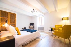 B&B / Chambres d'hotes La Bastide des Bourguets Adults Only, Mont Ventoux : photos des chambres