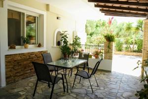 Petros Garden Ηouse
