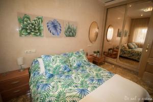 Espacioso bajo frente al mar