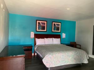 King Room room in El tejas Motel