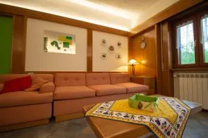 AMPIO TRILOCALE IN RESIDENCE LA MADONNINA IN PESCASSEROLI - Opi