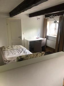 Family Room with Shower room in Hotel & Gastropark Loemühle-Restaurant-Biergarten