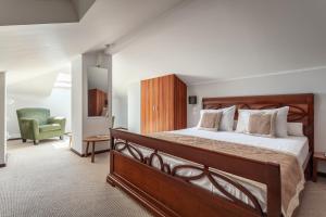 Double Room - Attic room in Ioanna Boutique Hotel