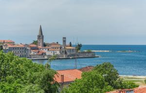 Apartment Sanja near the Beach and Center