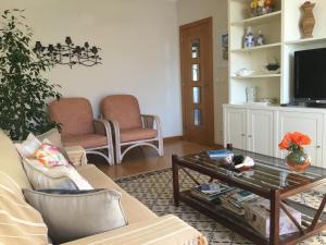 Sunny Apartment & Terrace