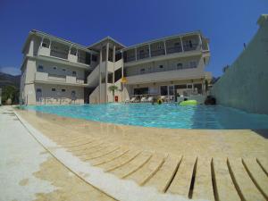 Happyland Hotel Apartments Lefkada Greece