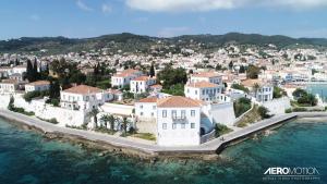 Cozy Villa Spetses Greece