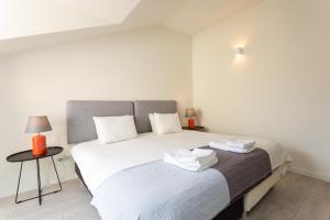 Apartment 28 Tram Duplex