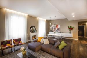 Residenza de Boni Apartment with Duomo View