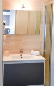 Hotels Hotel l'Europe - Cholet Gare : photos des chambres