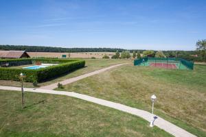 Hotels Logis Le Fleuray : photos des chambres