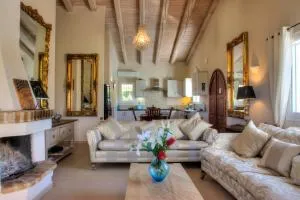 Oleander Villa - Kouramaditika