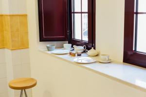 Bright and Central- 2Bd 1Bth- Malhara