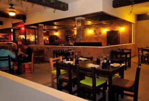 Marina Banderas Suites Hotel Boutique