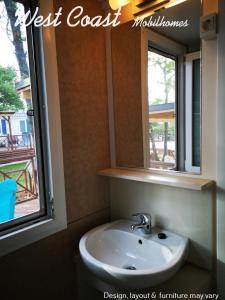 West Coast Mobilhome with XXL Terrace in Naturist Resort Solaris FKK