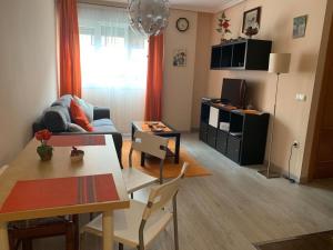 Apartamento Mota Los Prados-PARKING-WIFI GRATIS