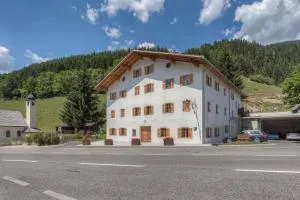 Exclusive Apartment Tassenbacherhof - Strassen