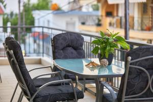 Pearl Apartments