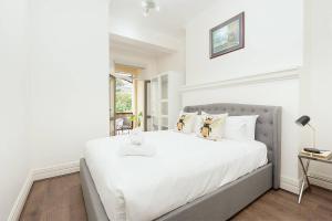 One-Bedroom Apartment room in STUNNING SYDNEY HOME 3