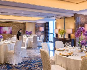 Banquet hall, Four Seasons Hotel Shenzhen in Shenzhen