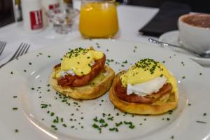 William Macintosh Motor Lodge