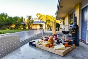 William Macintosh Motor Lodge - Бодертаун