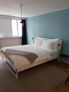 Stylish Apartment in the Heart of Zug by Airhome