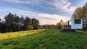 Appartement WUDINO - Ubytování v přírodě, se zvířaty v industriálním duchu, Ostrov u Macochy Tschechien