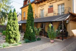 Ambrózia Szálláshely és Étterem