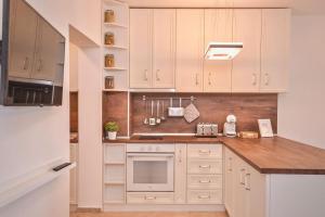 South Park, Vitosha View, 2-BDR, 2-BTHR Apartment by Flat Mаnager