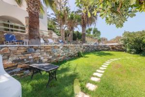 Lovely 3-Bedroom House in Tinos Tinos Greece
