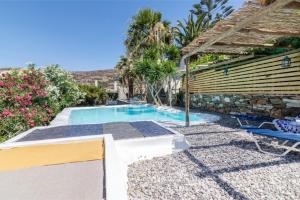 Lovely 3-Bedroom House in Tinos Tinos Greece