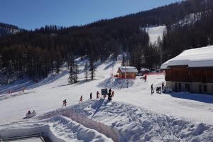 Appartements Le Skisud Cosy T3 Massif de Ecrins Puy St Vincent 1800 : photos des chambres