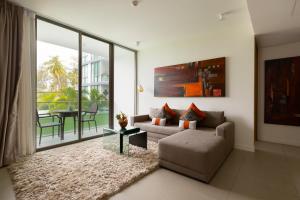 Oceanstone by Holy Cow, 2-BR, 90 m2, pool view