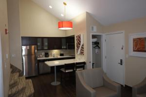 2 King Beds, Two-Level Suite, Non-Smoking room in Hawthorn Suites by Wyndham Detroit Southfield