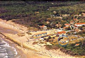 Maisons de vacances House on Atlantic Ocean on Sand Dune overlooking Beach and Ocean : photos des chambres