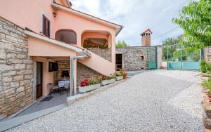 Apartman Sara 