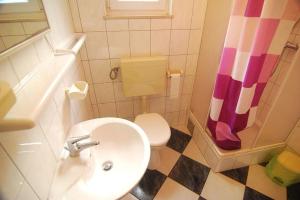 Apartments by the sea Mastrinka, Ciovo - 11711