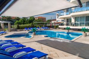 Семеен хотел Адена