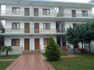 HOTEL 3 SHQIPONJAT