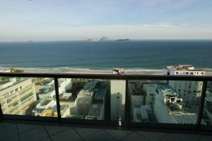 TIFFANYS IPANEMA FLATs