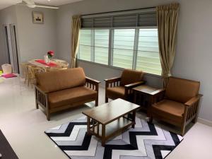 Traditional Villa with Modern Design 3R2B