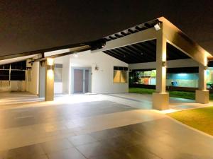 Traditional Villa with Modern Design 3R2B
