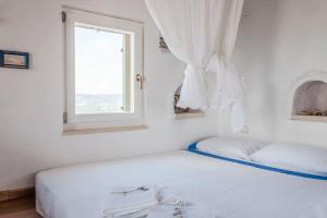 MaGea-Thalassa,Top floor Cretan studio with views