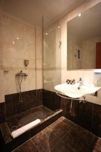 Superior Twin Room with Garden View room in Anastazia Luxury Suites & Spa
