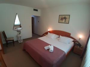 Family Room (2 Adults + 2 Children) room in Park Hotel